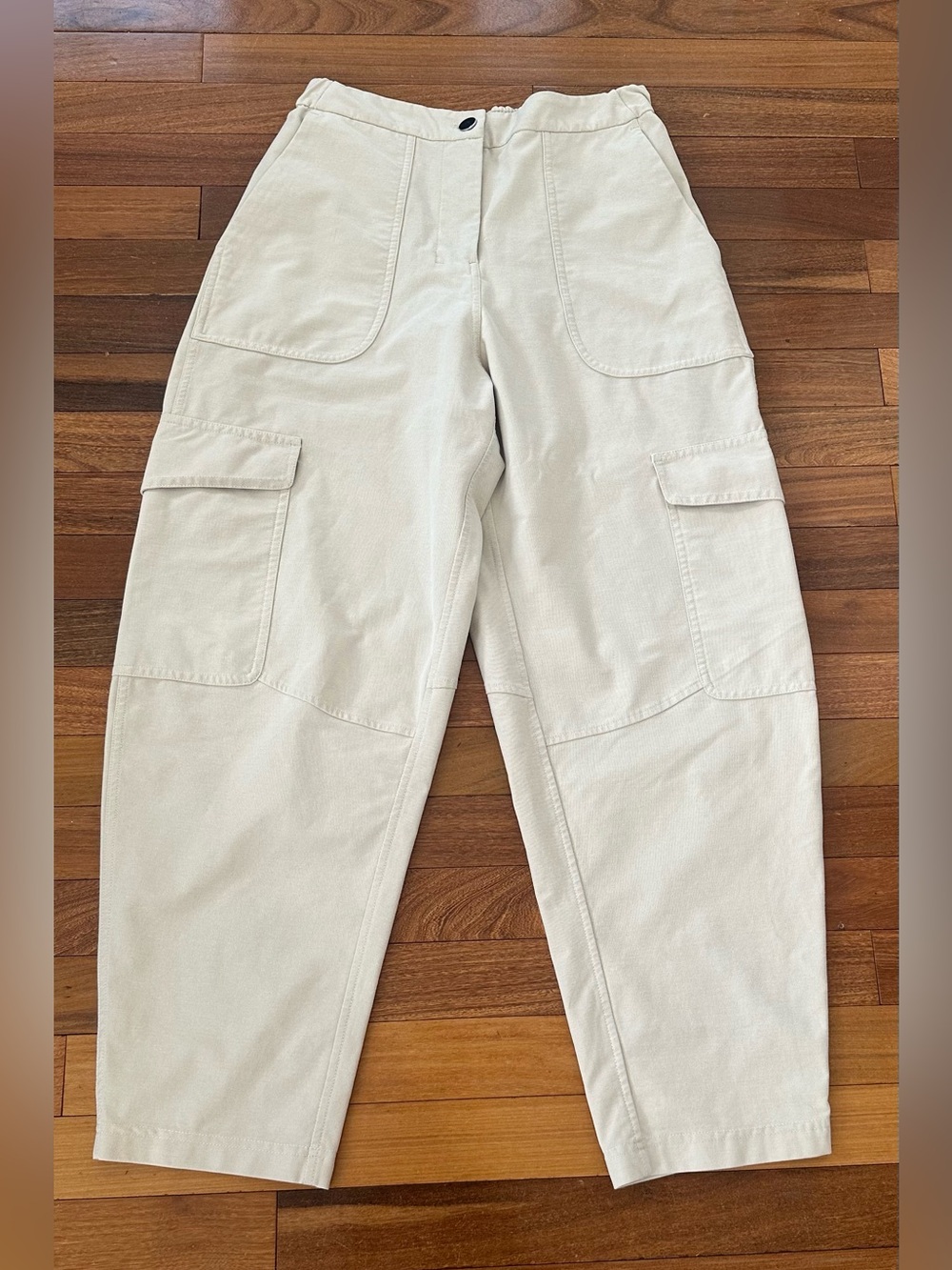 Lululemon Light Utilitech Cargo Pocket High-Rise Pant Natural Ivory Sz 26 W5ENBS